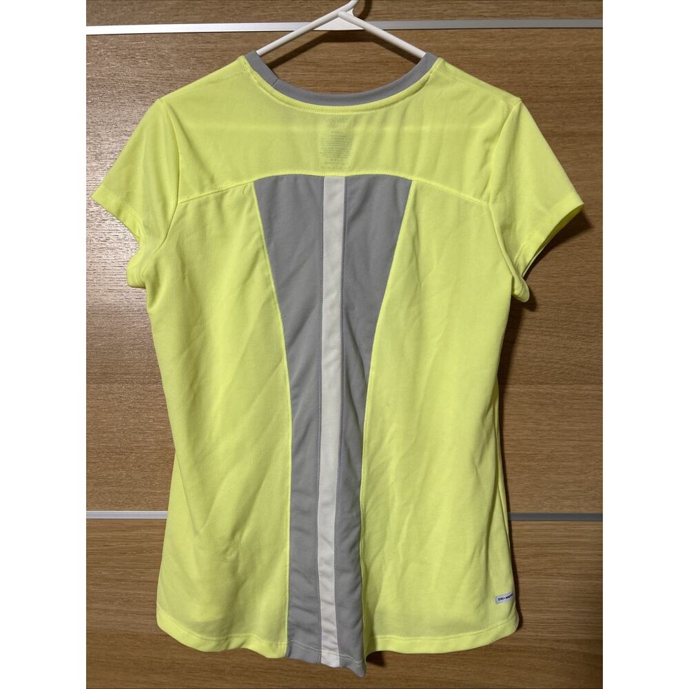 Danskin Now Dri More Women’s Sz L Short Sleeve Athletic Top Neon Yellow Stretch - Picture 2 of 6